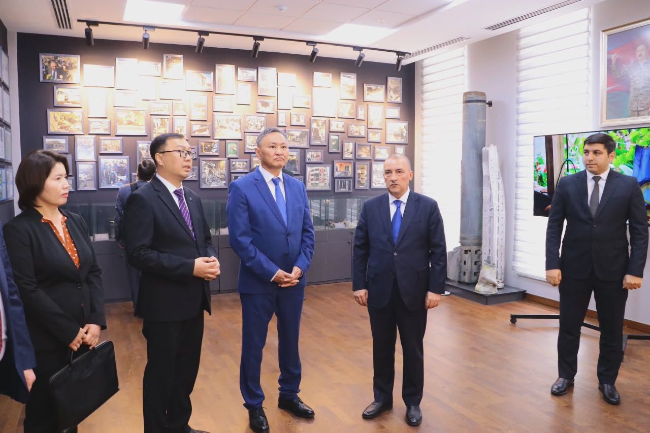 Monqolustan Baş prokurorunun Azərbaycana səfəri başa çatdı - FOTOLAR